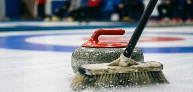 Hurry Hard! Registration Deadline Looming for Thompson Mixed Bonspiel